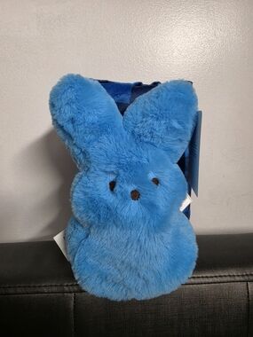 New 8.5' Blue Easter Peeps Plush & Chessboard Blanket for Adult/ Child Gift Set